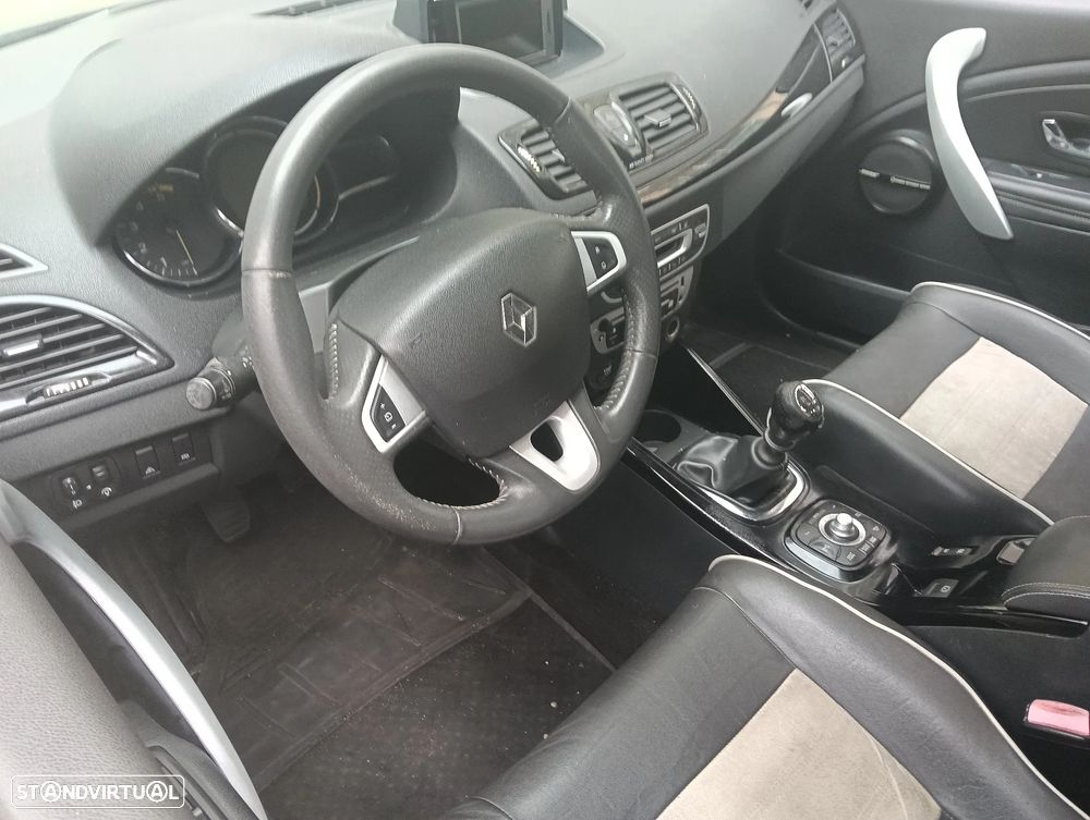 Renault Mégane Sport Tourer ENERGY dCi 110 Start & Stopp Bose Edition - 8