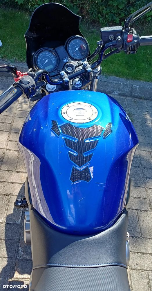 Honda CBF - 8