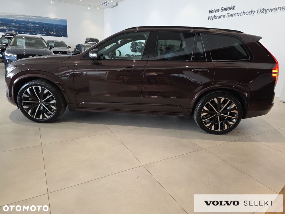 Volvo XC 90 - 9