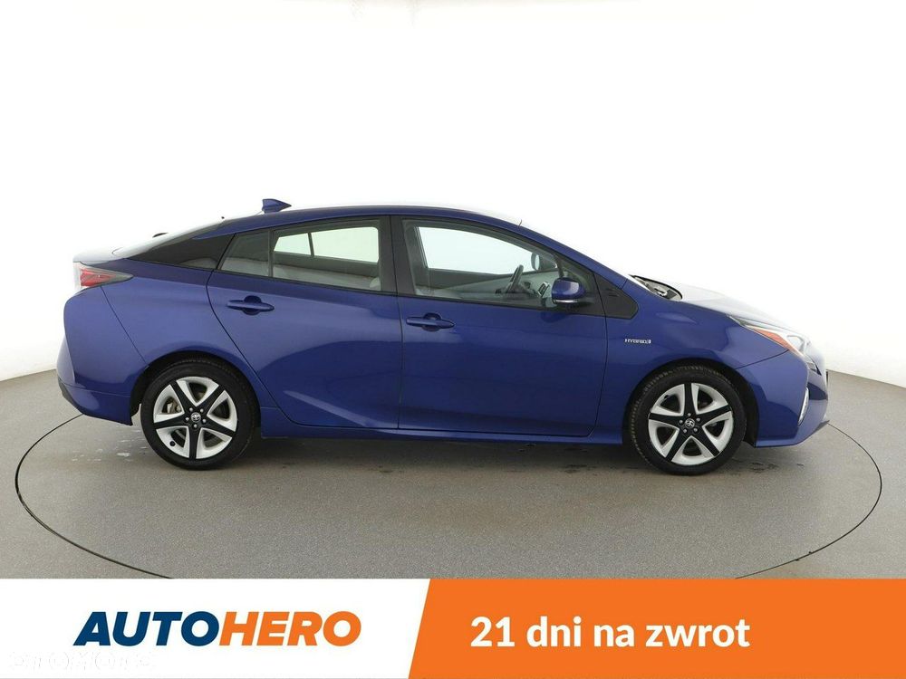Toyota Prius 1.8 Hybrid Premium - 9