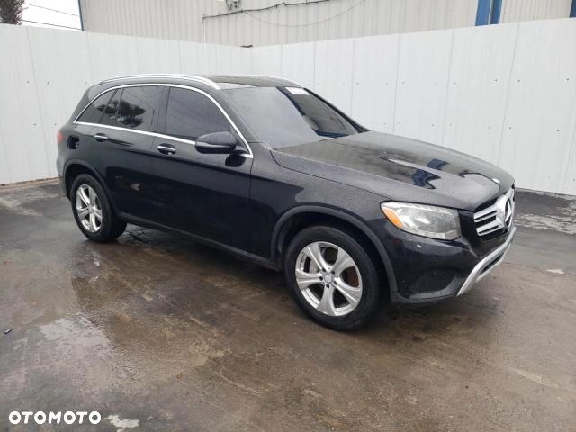 Mercedes-Benz GLC 300 4Matic 9G-TRONIC - 22