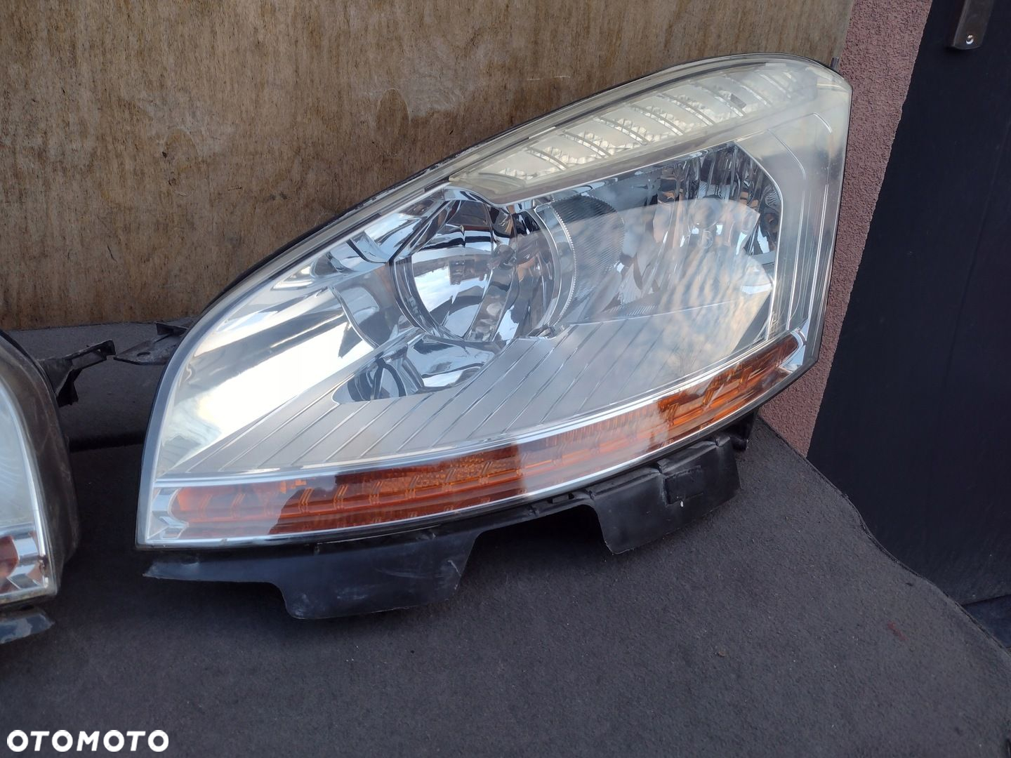 lampy citroen c4 picasso I komplet eu całe - 2