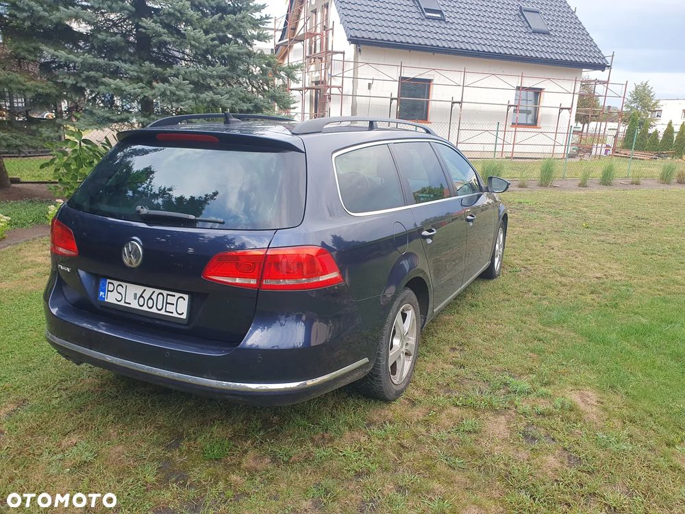 Volkswagen Passat 2.0 TDI Highline - 4