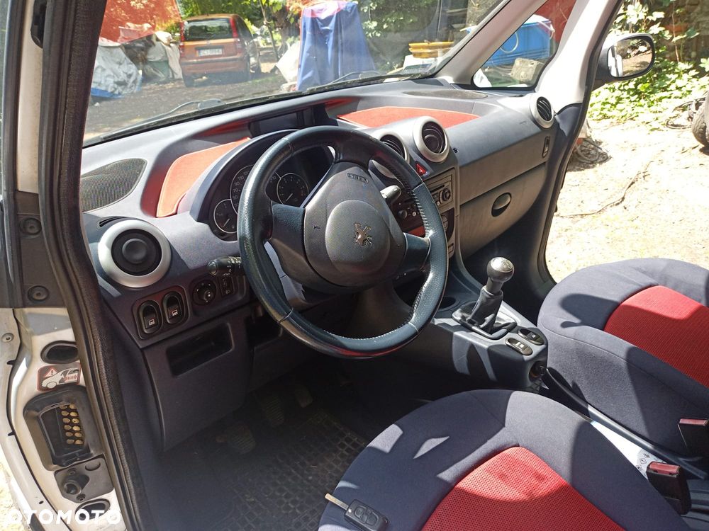 Peugeot 1007 - 7