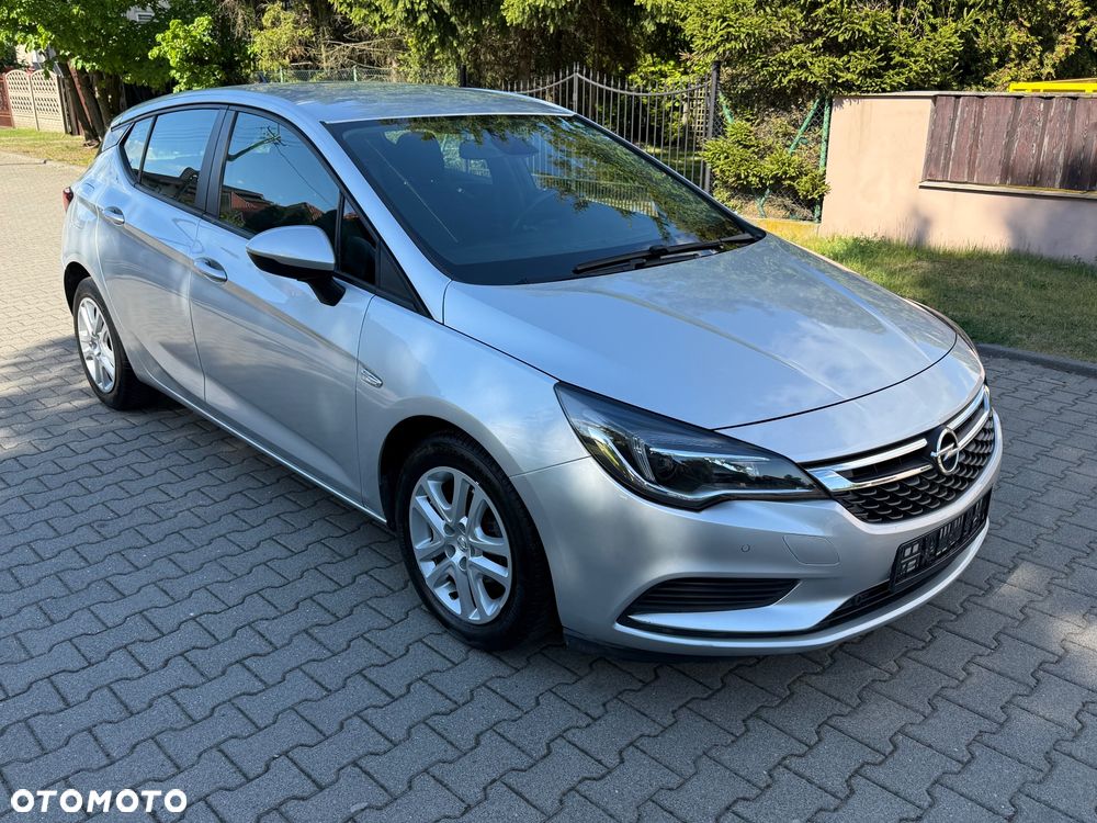 Opel Astra - 2