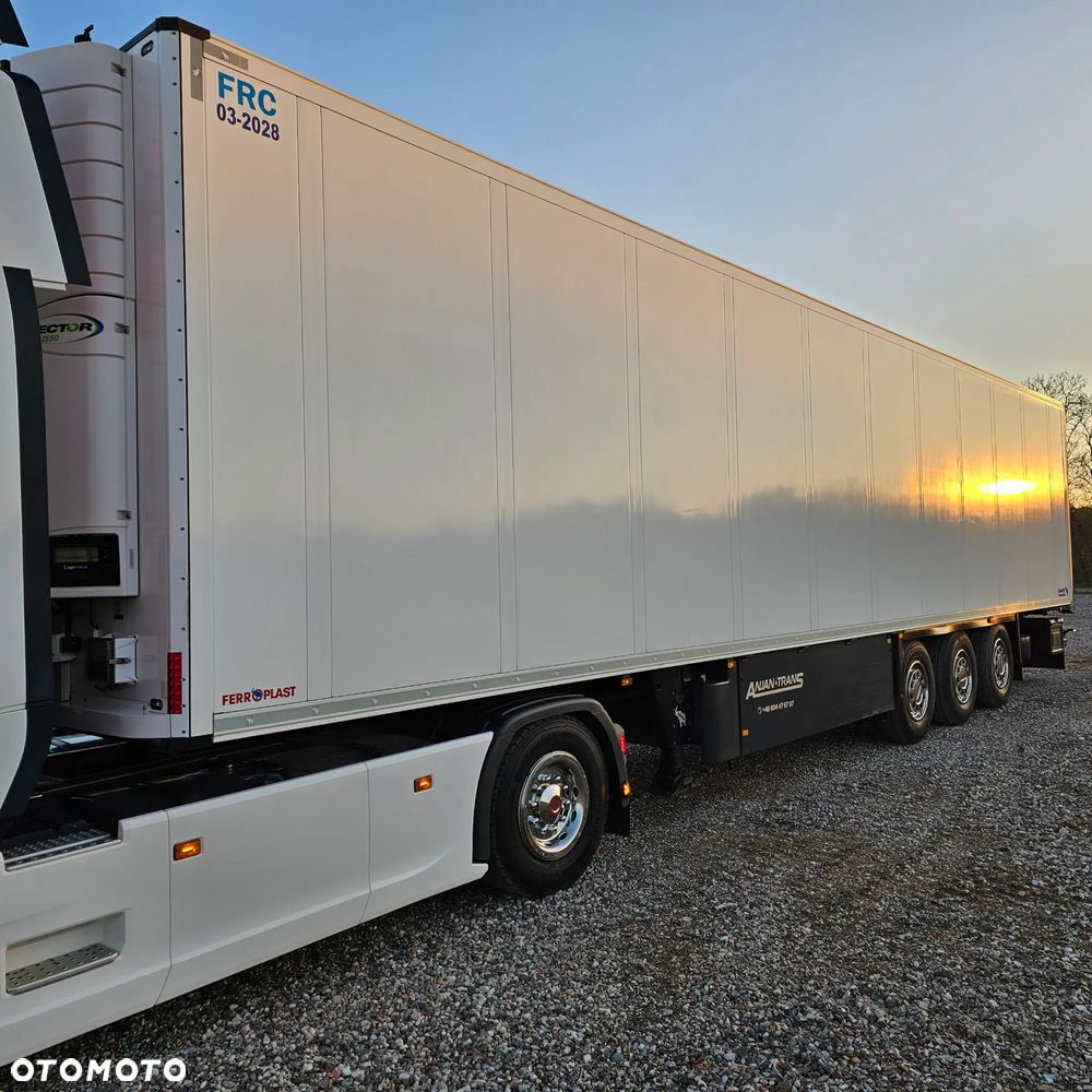 Schmitz Cargobull - 4