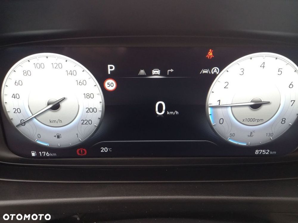 Hyundai i20 - 12