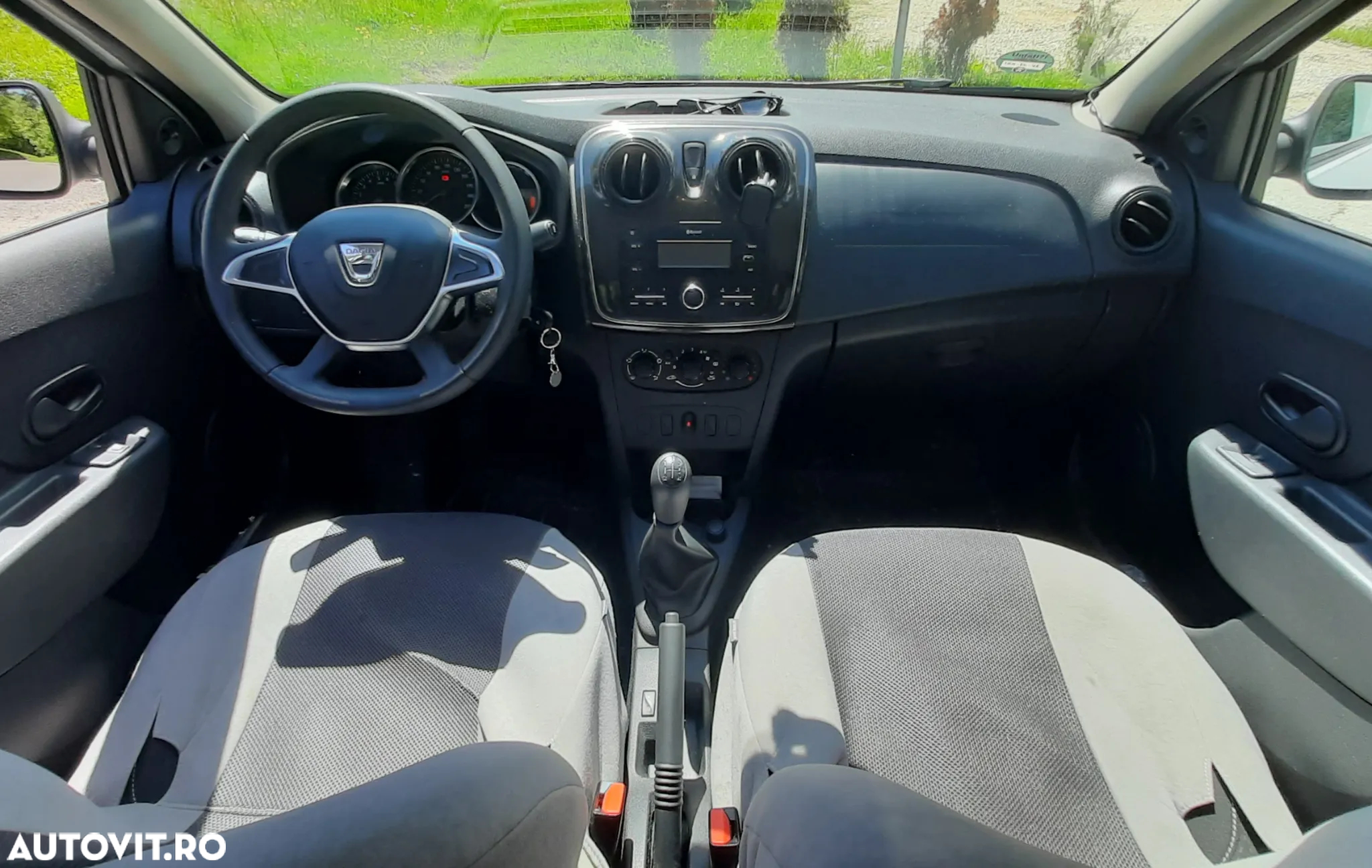 Dacia Logan - 8