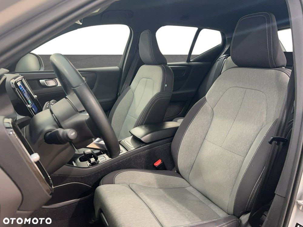 Volvo XC 40 B3 Core - 10