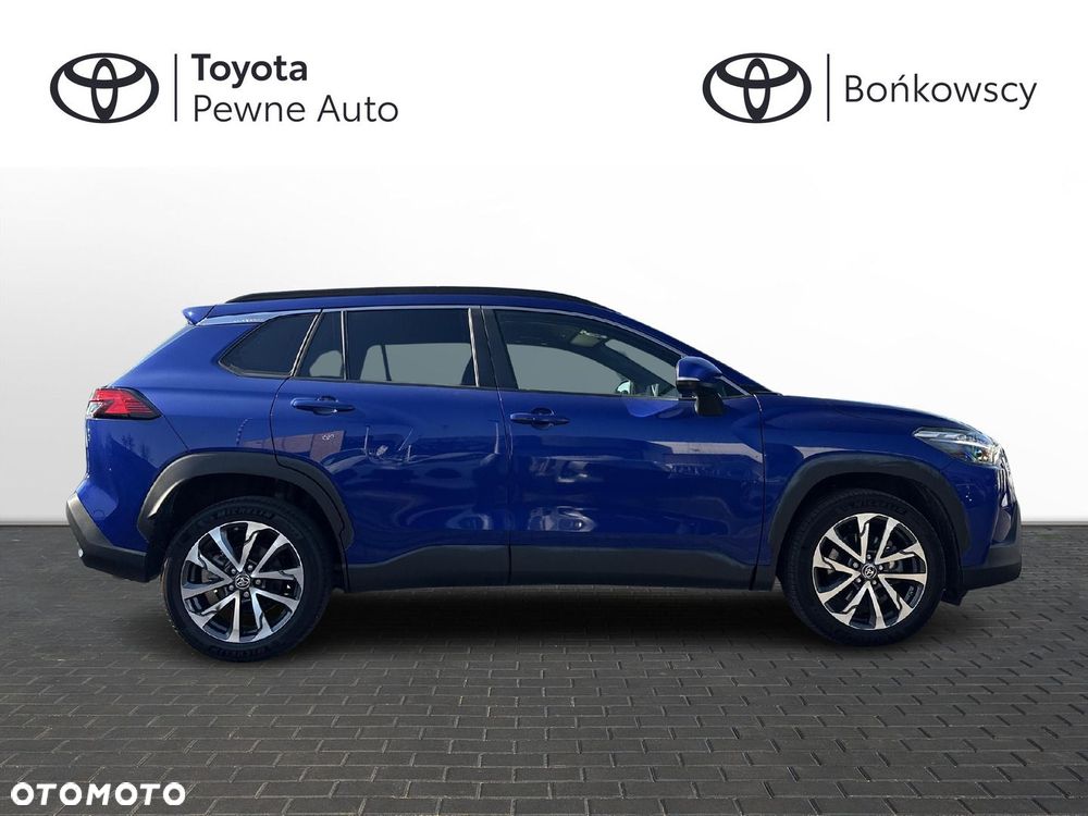 Toyota Corolla Cross - 11