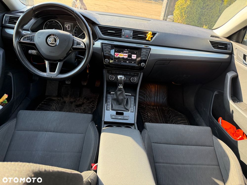 Skoda Superb 1.6 TDI Active Greenline - 10