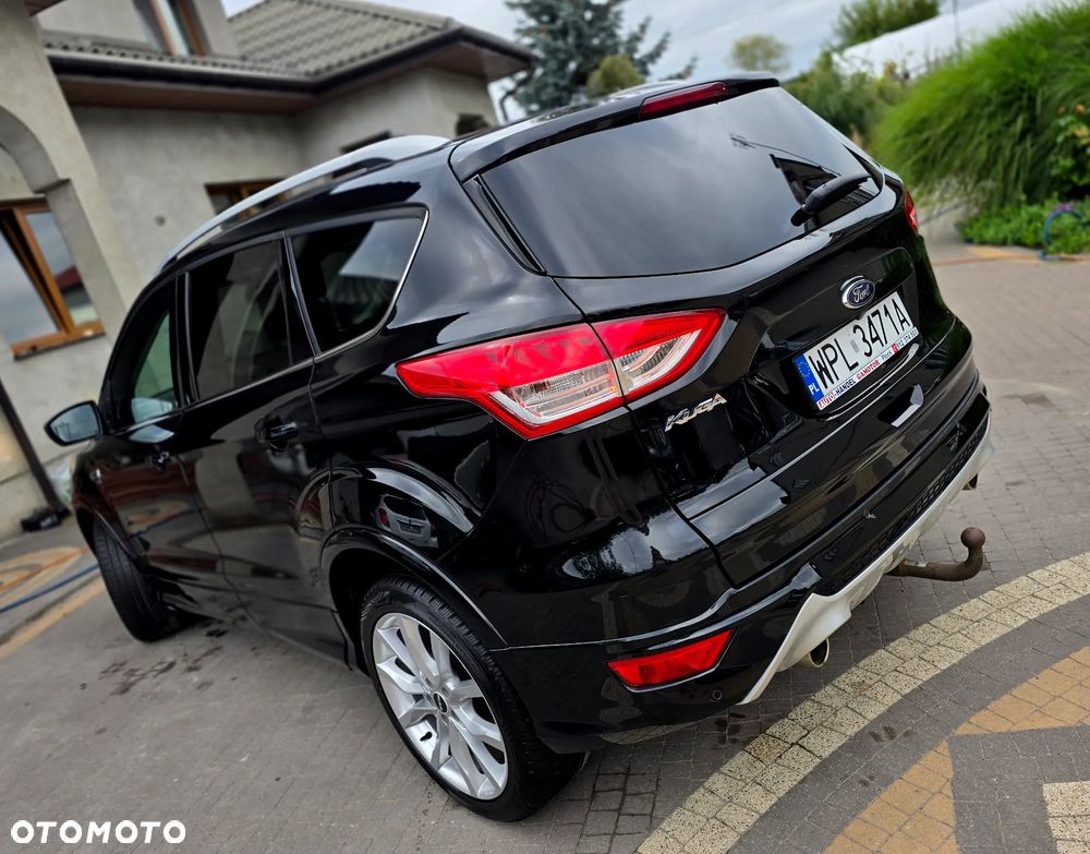 Ford Kuga - 1