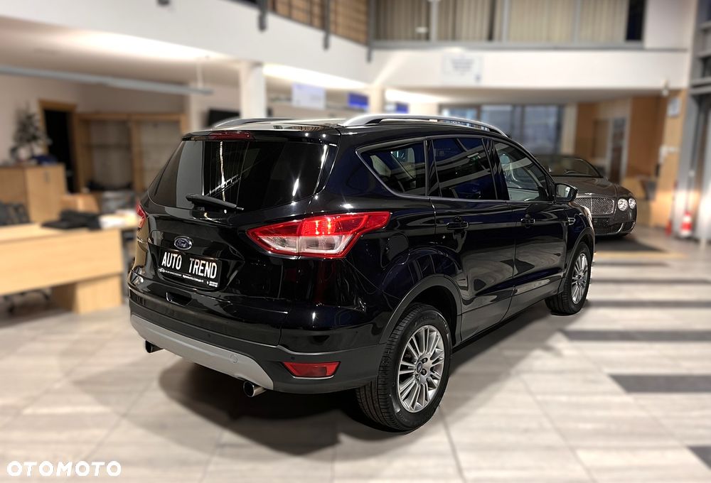 Ford Kuga 2.0 TDCi 4x4 Titanium - 5