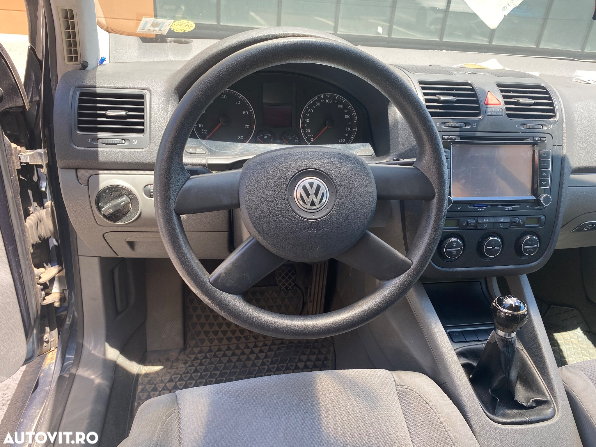 Volkswagen Golf 2.0 FSI Comfortline - 20