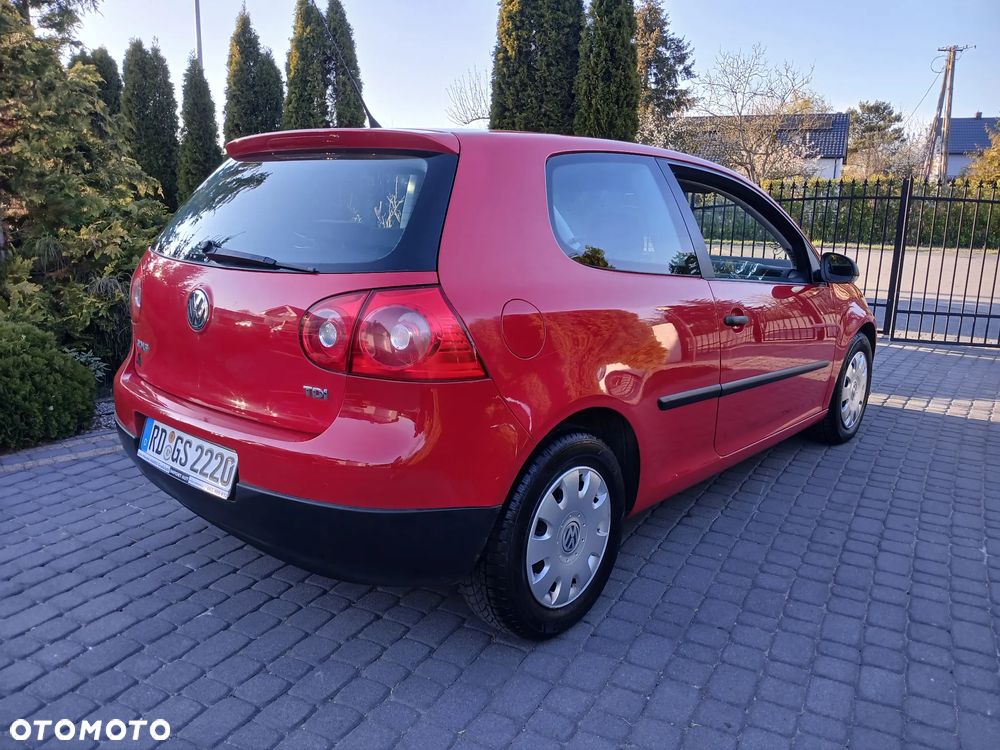 Volkswagen Golf 1.9 TDI DPF Trendline - 13