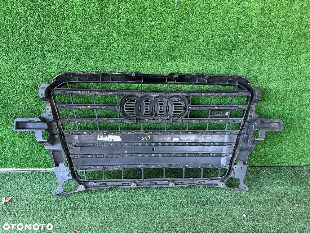 Atrapa, grill AUDI SQ5 8R0 13-16 - 2