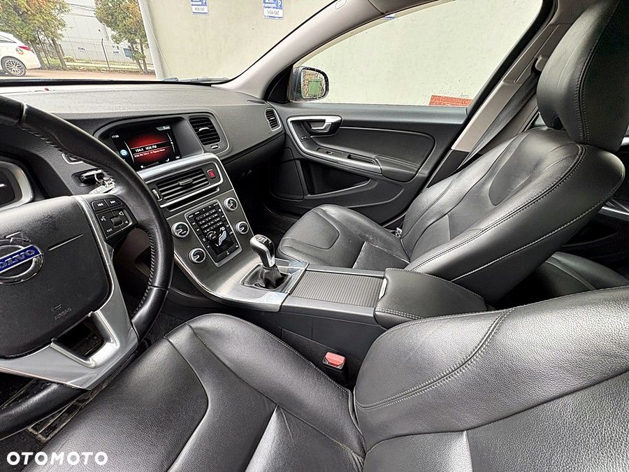 Volvo V60 D2 Drive-E Summum - 14