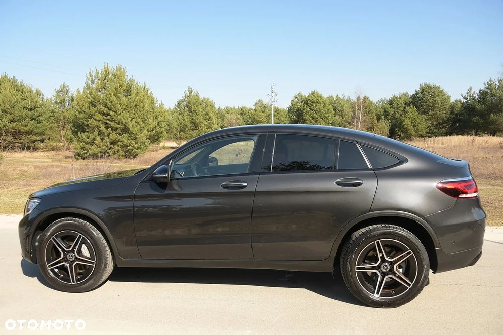 Mercedes-Benz GLC 220 d 4Matic 9G-TRONIC Exclusive - 3