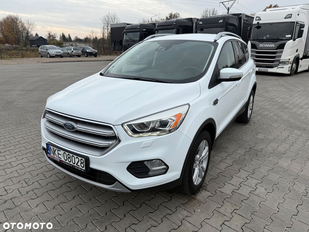 Ford Kuga 1.5 EcoBoost 2x4 Business Edition - 2