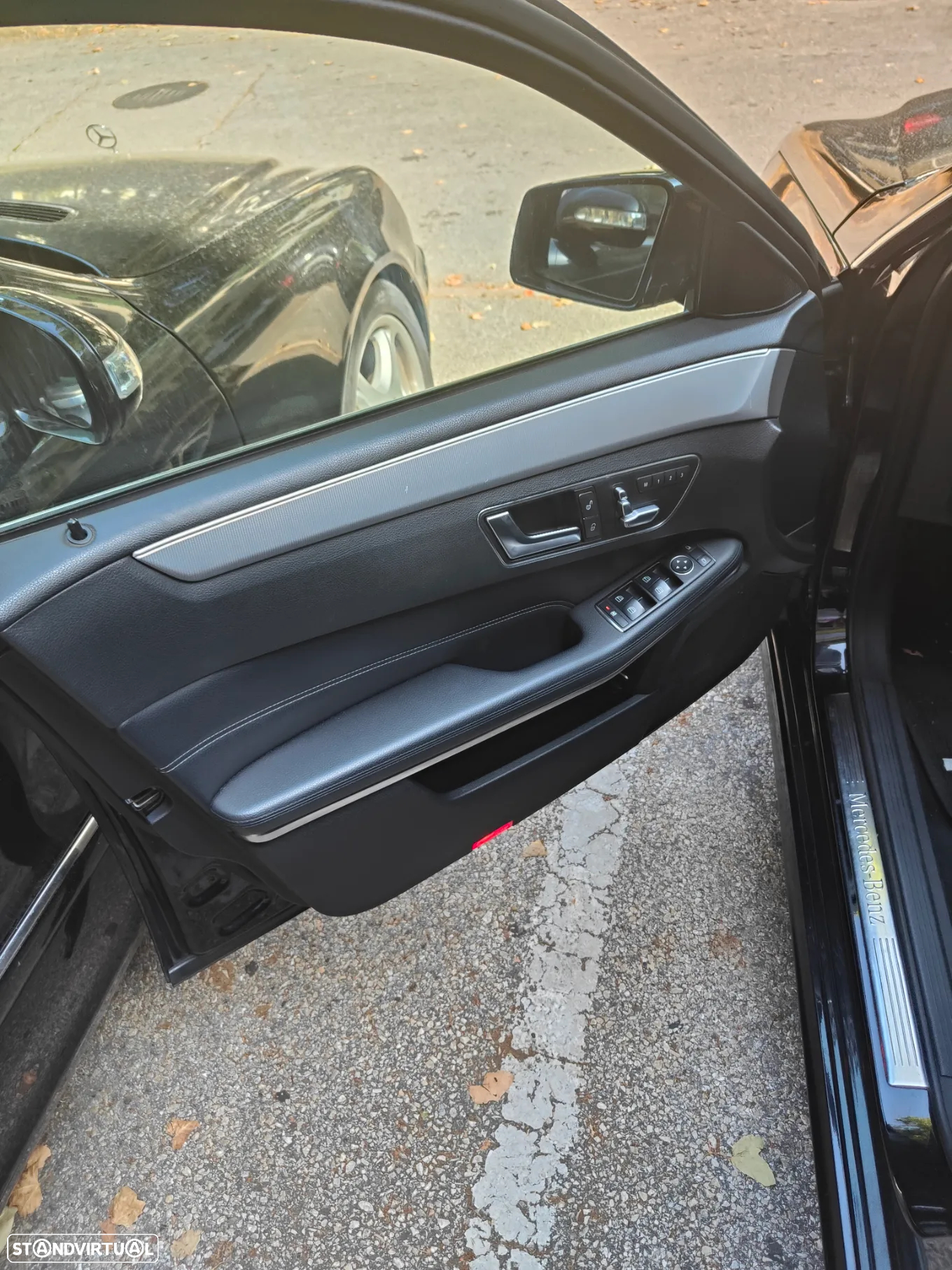 Mercedes-Benz E 300 Bluetec Hybrid Avantgarde - 8