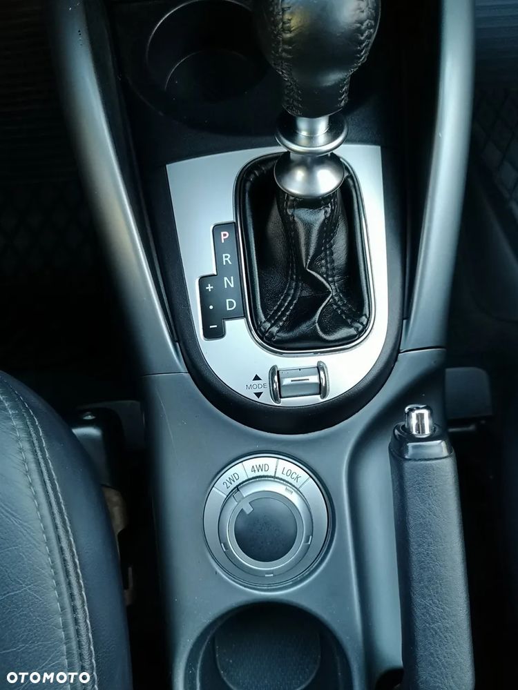 Peugeot 4007 2.2HDi Premium - 10