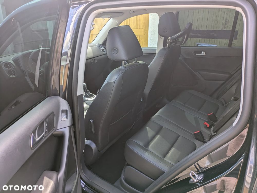 Volkswagen Tiguan - 10