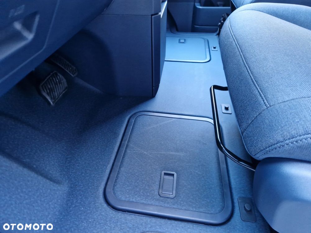 Kia PV5 - 18