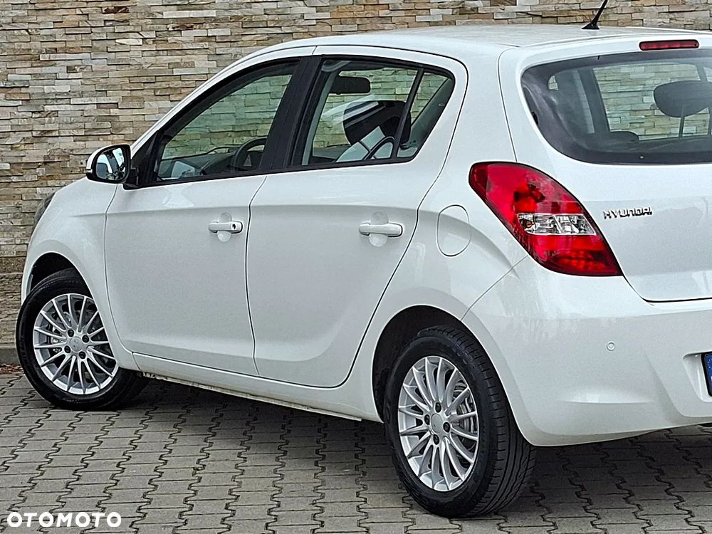 Hyundai i20 1.2 Edition Plus - 24