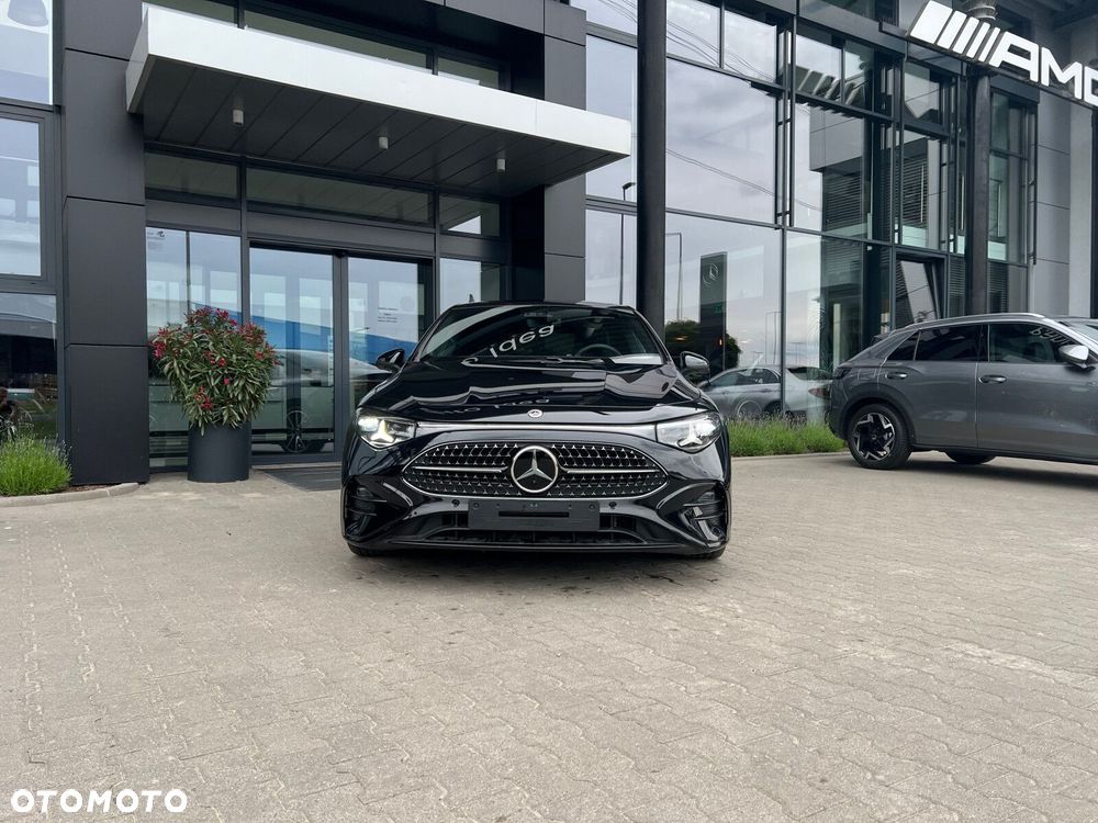 Mercedes-Benz CLA - 5