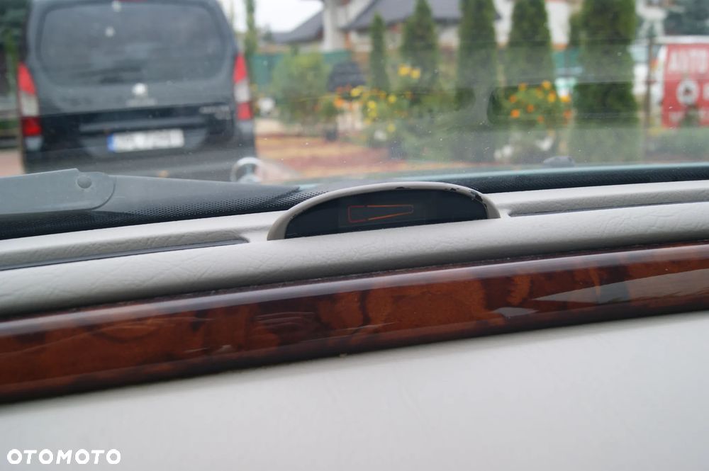 Mercedes-Benz CLK - 28