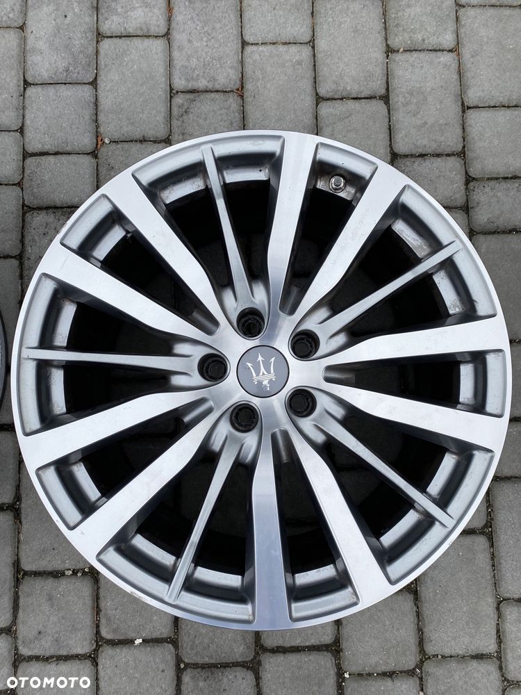 Alufelgi 5x114,3 19 cali Maserati Ghibli Quattroporte 8,5J i 10,0J - 2