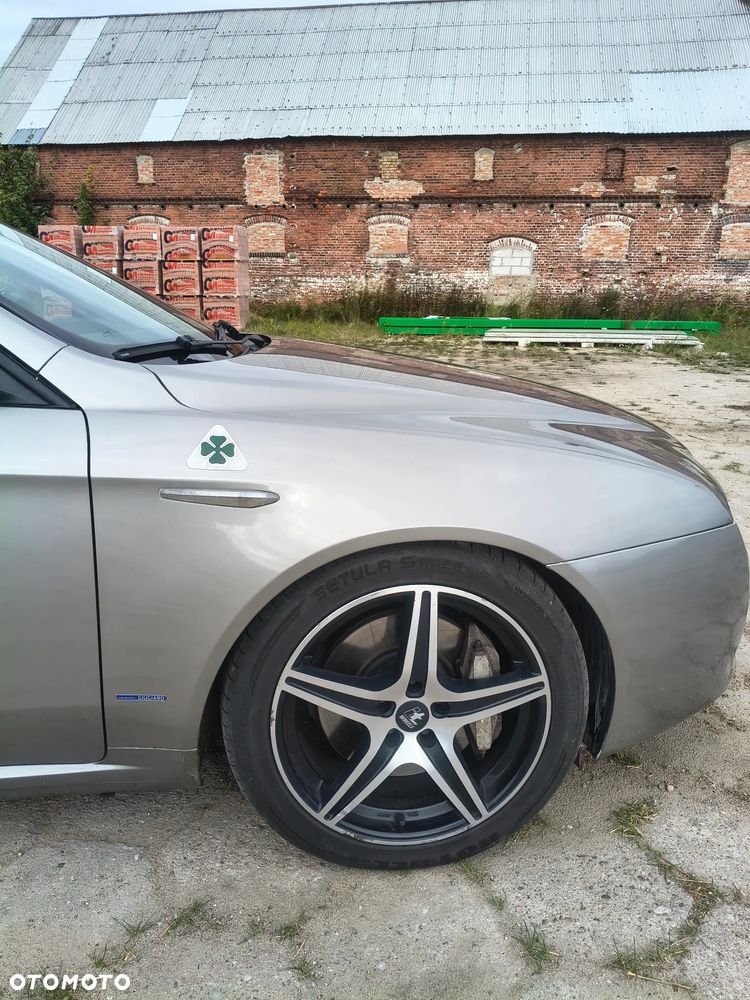 Alfa Romeo 159 3.2JTS 4x4 Distinctive - 11