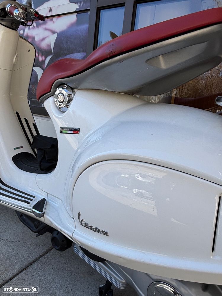 Vespa Vespa 946 - 24