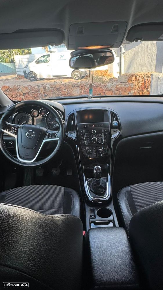 Opel Astra Sports Tourer - 5