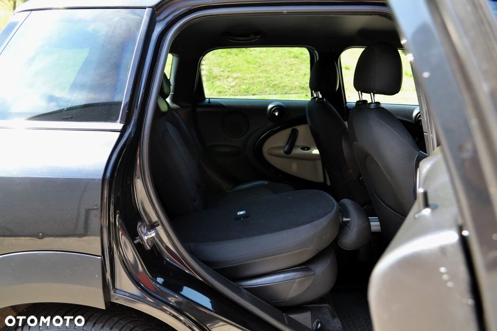 MINI Countryman Cooper D ALL4 - 13