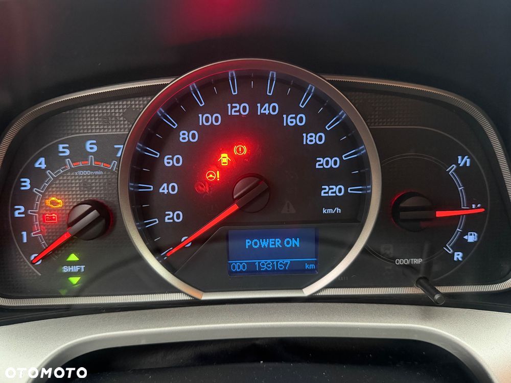 Toyota RAV4 2.0 D-4D Premium - 24