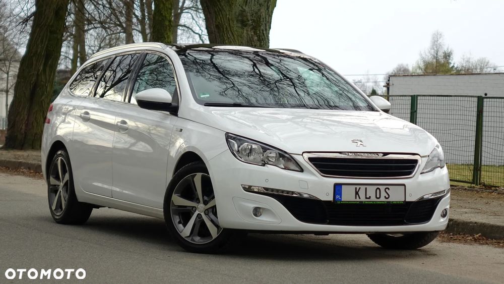 Peugeot 308 - 40