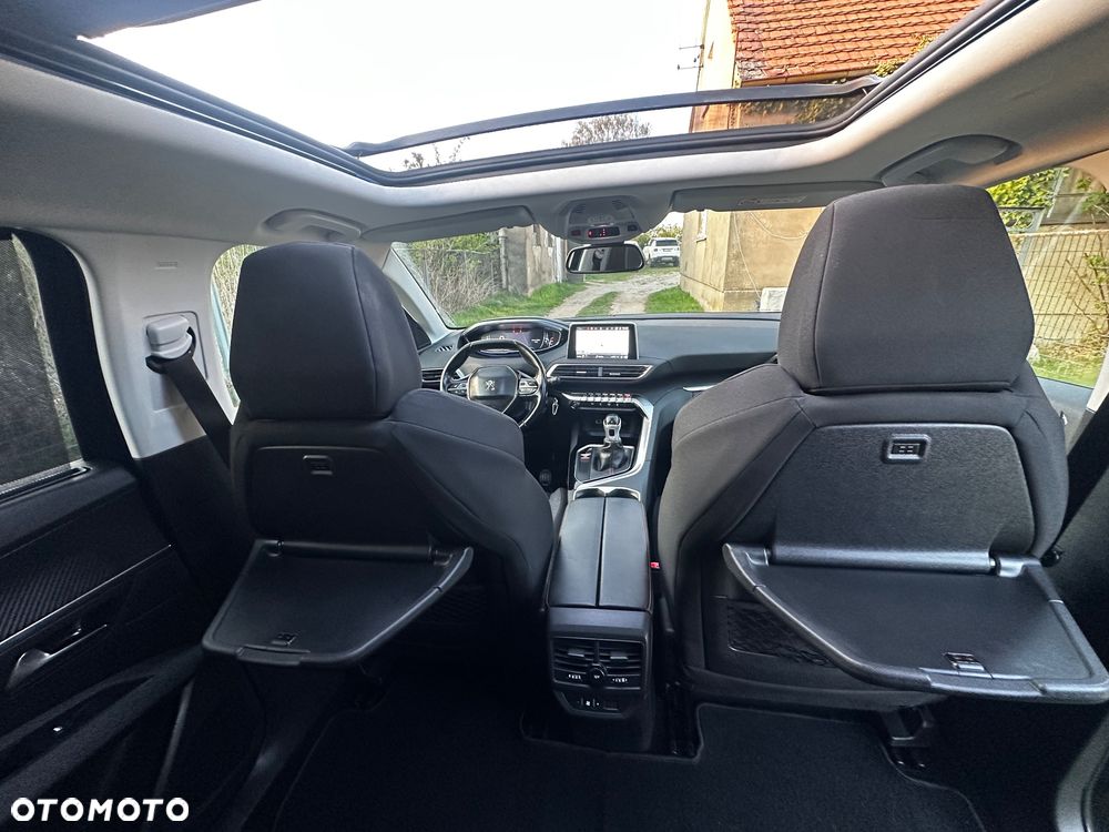 Peugeot 5008 PureTech 130 Allure - 22