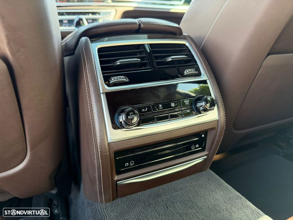 BMW 730 d Auto - 51