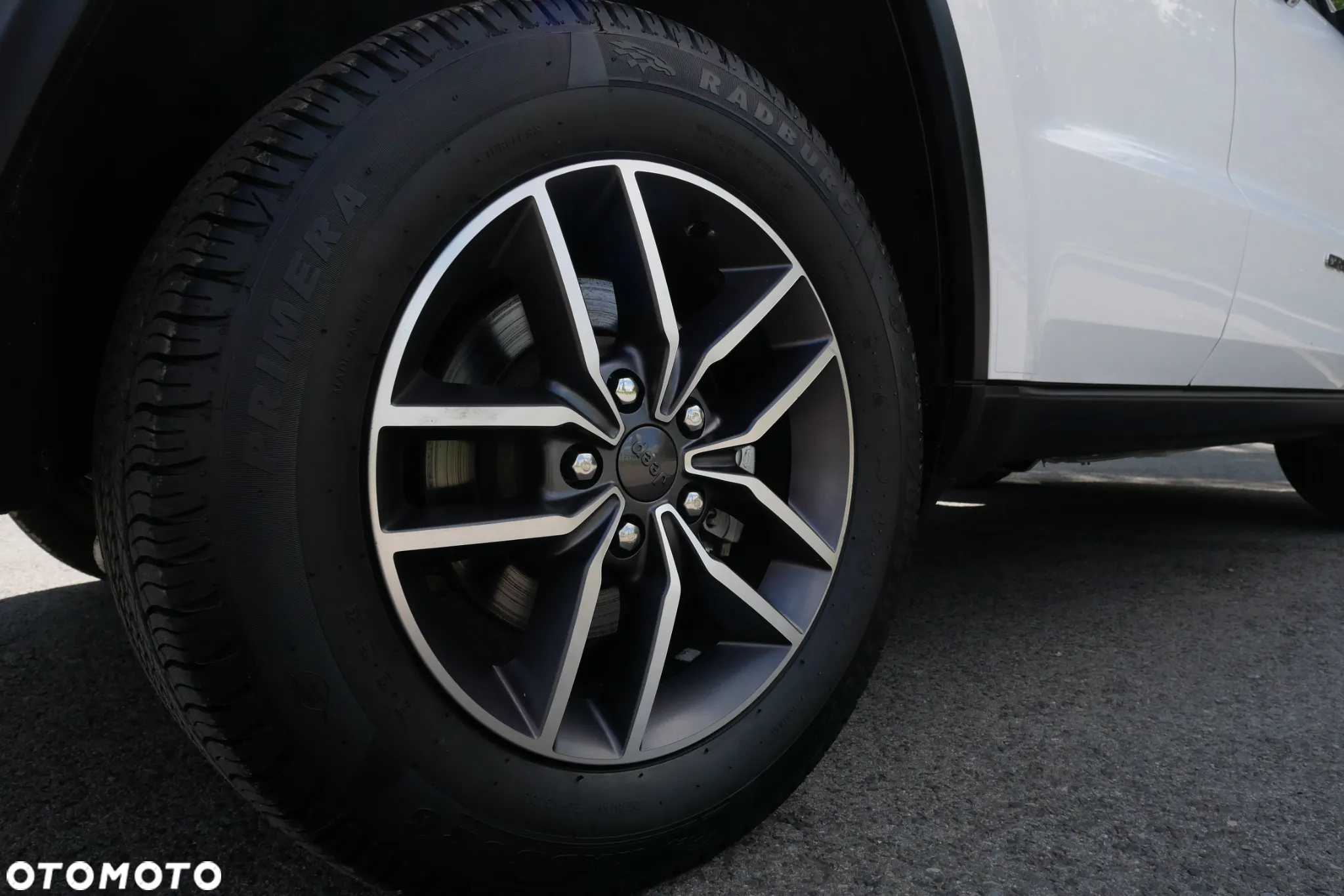 Jeep Grand Cherokee 3.6 V6 Overland - 27