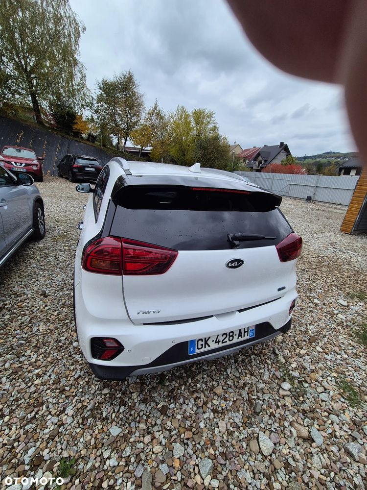 Kia Niro 1.6 GDI Hybrid L Business Line - 7