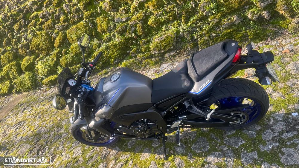 Yamaha FZ - 9