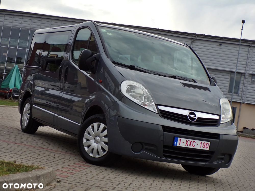 Opel Vivaro 2010 photo 3