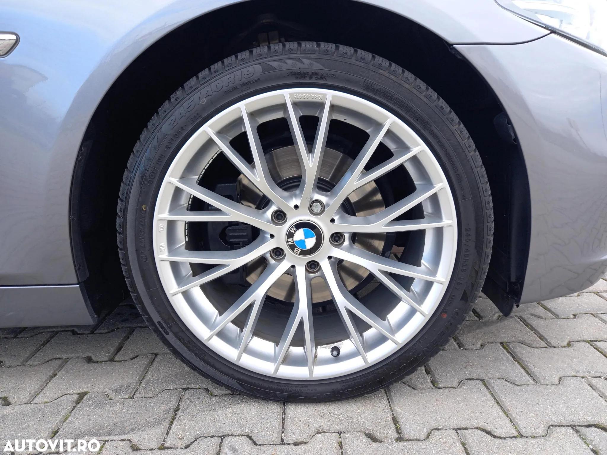BMW Seria 5 520d Aut. Luxury Line - 17