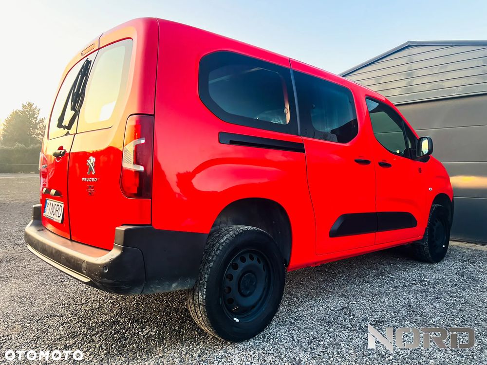 Peugeot Partner 4x4 Long Asphalt - 9