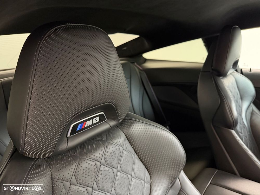 BMW M8 Competition - 30