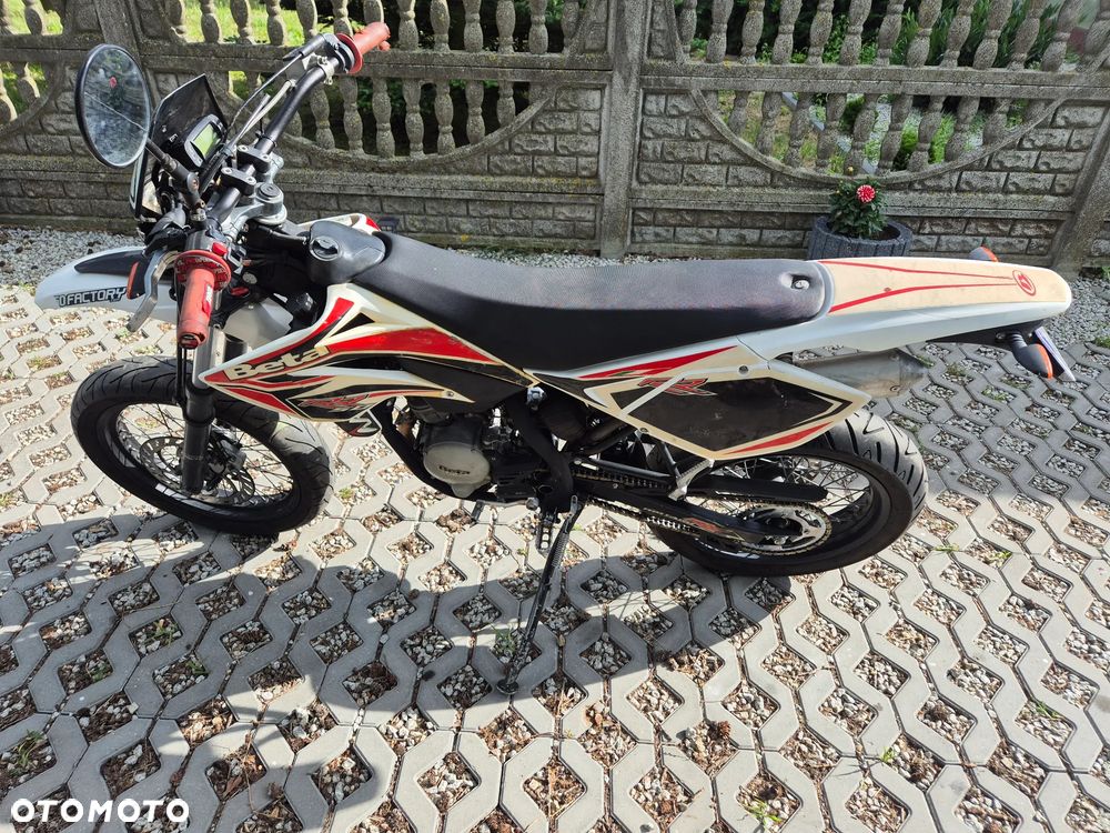 Beta RR - 9