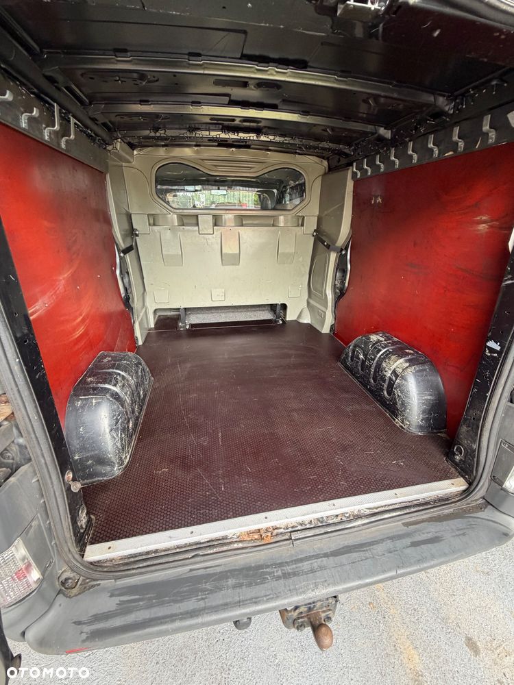 Opel Vivaro - 28