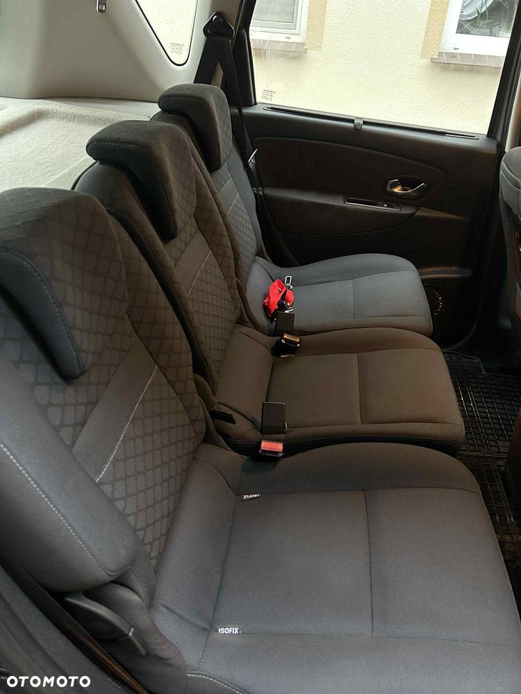Renault Scenic - 10