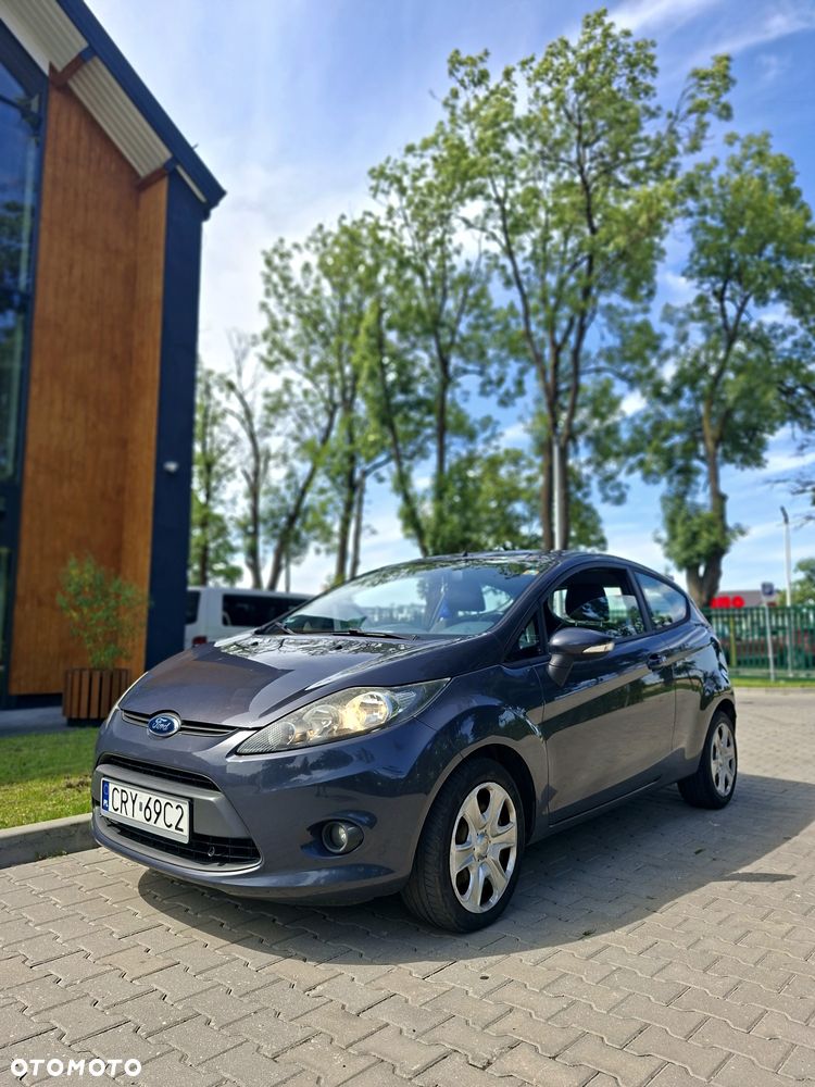 Ford Fiesta - 2